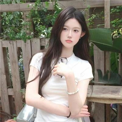 娜娜:逝水年华